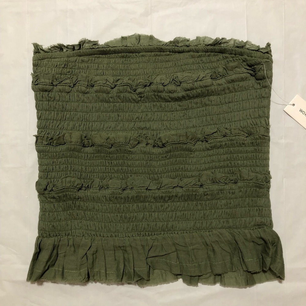 NWT World Together Women’s Olive Green Smocked Ruffled Bandeau Top S